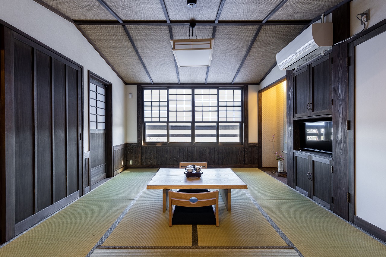 人吉温泉しらさぎ荘　本館２階　木槿の客室